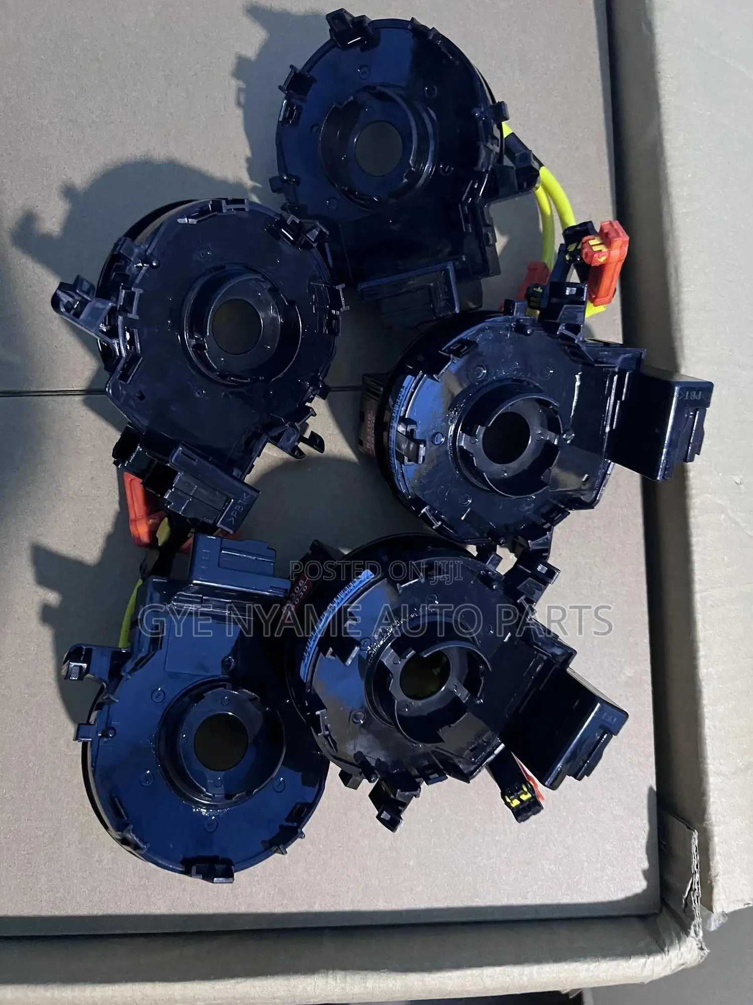 Toyota Corolla,Camry ,RAV4,Vitz,Yaris,Vibe, Horn Plate