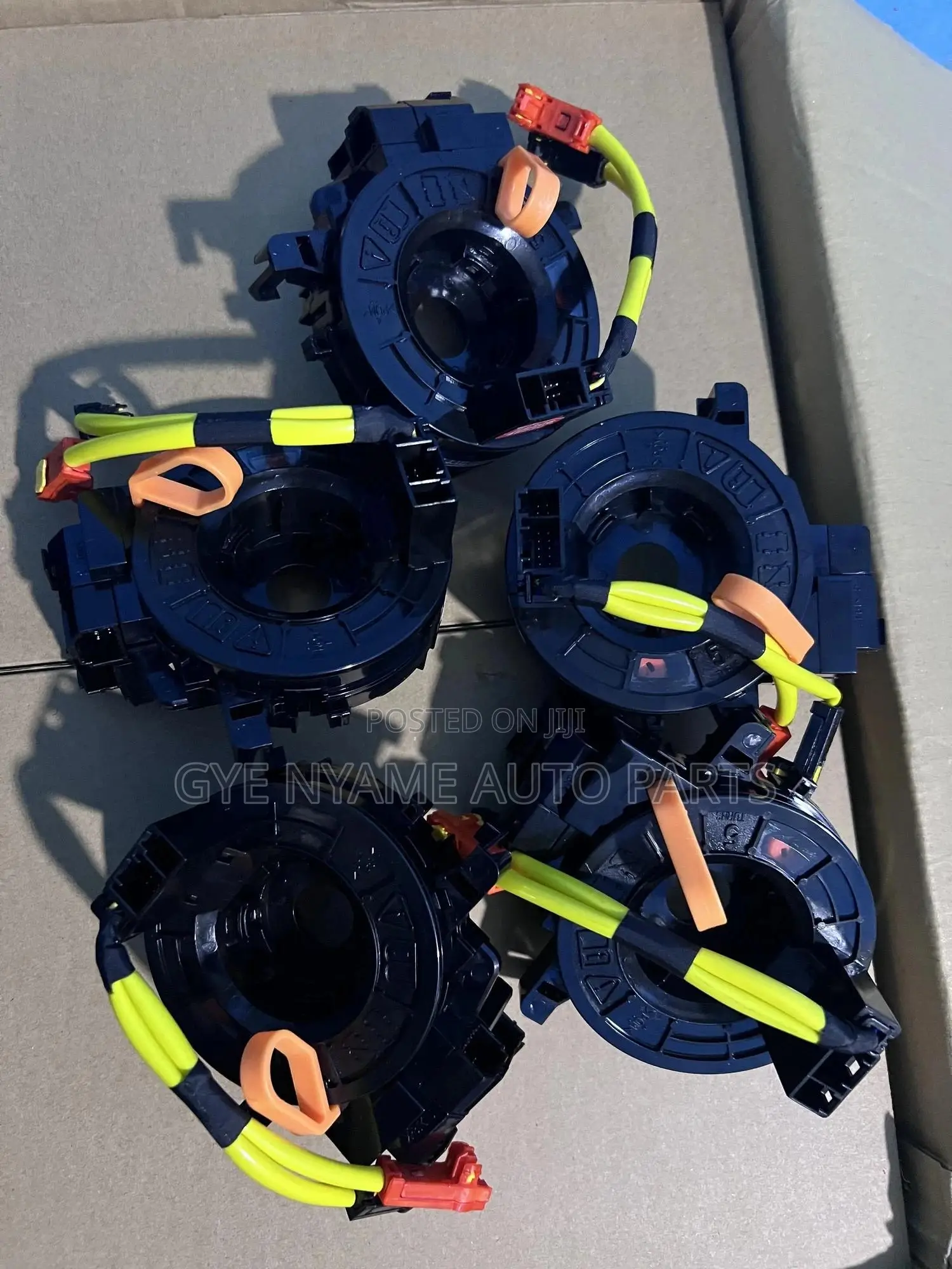 Toyota Corolla,Camry ,RAV4,Vitz,Yaris,Vibe, Horn Plate