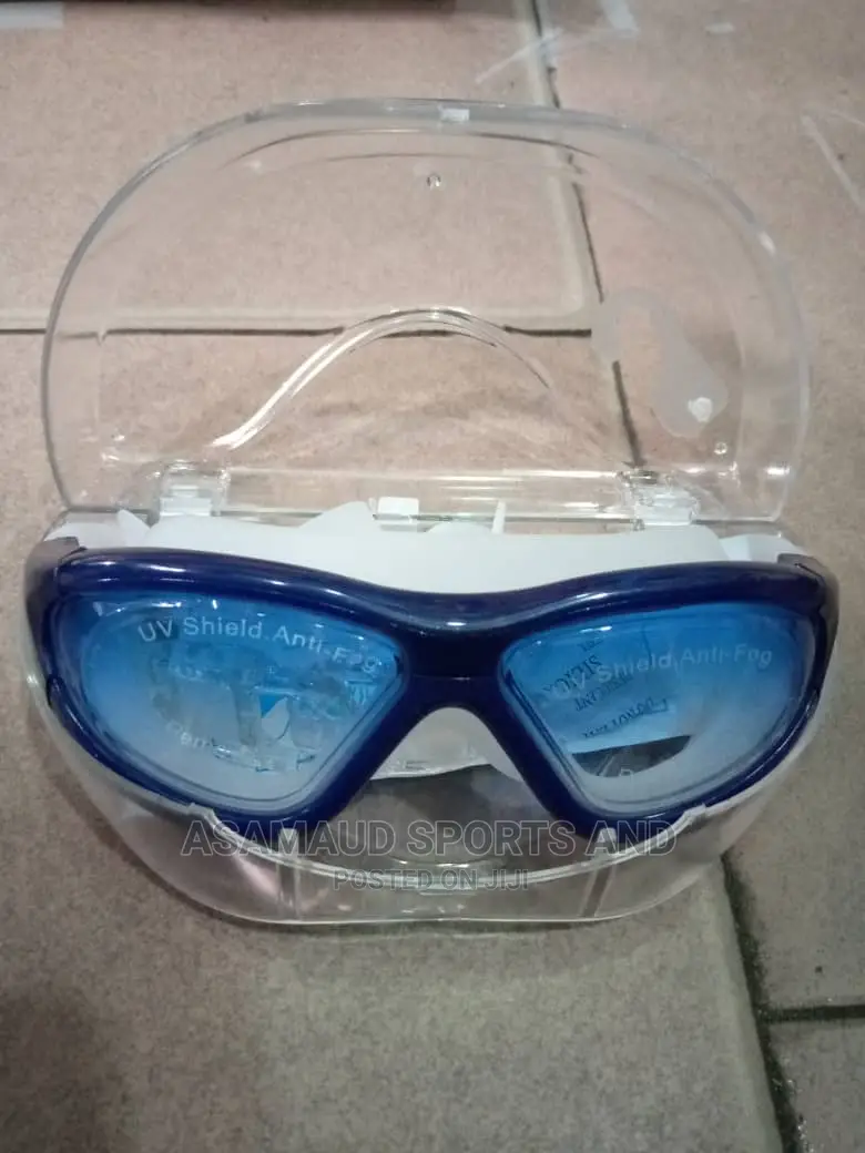 Original Swimming Goggles At Cool Price