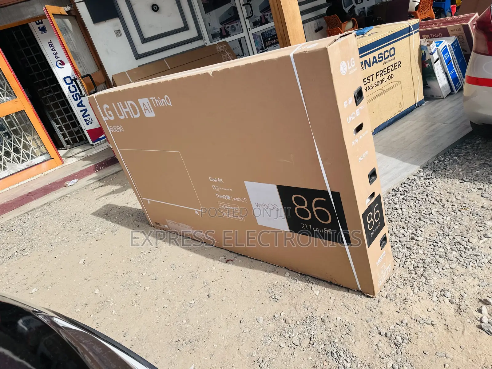 Available Now at Store Uhd Smart 86”Ur8000