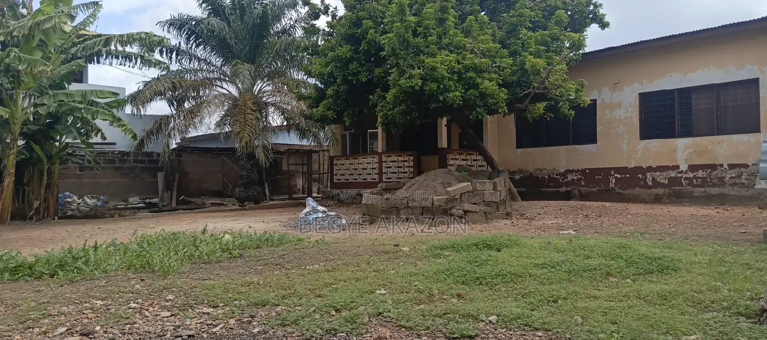 One Plot of Land for Sale at Dworwulu Pig Farm Area