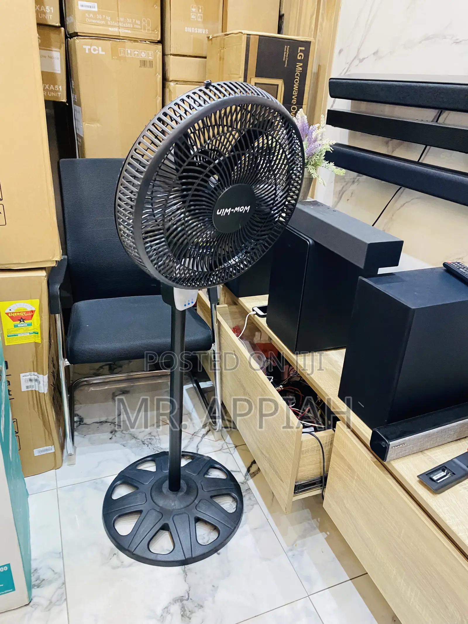 Affordable Wow Win Rechargeable Fan 17.2.