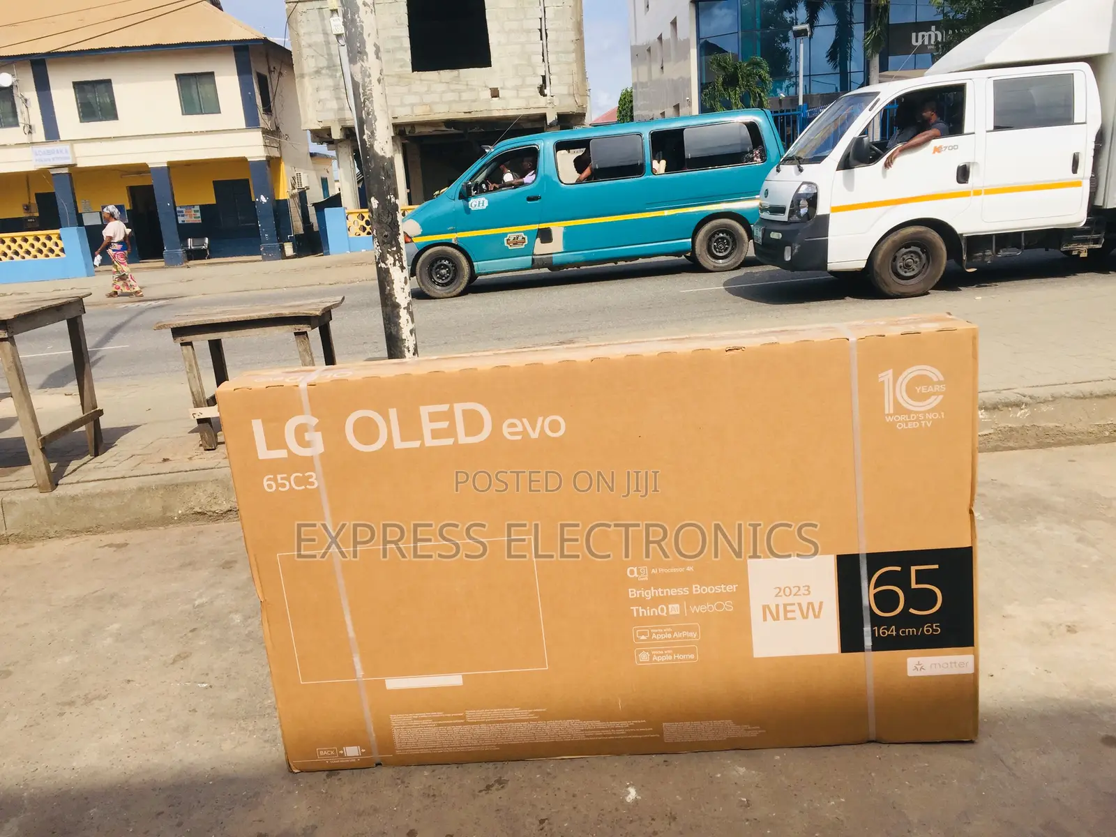 Outstanding OLED Smart LG 65”C36 Tv 