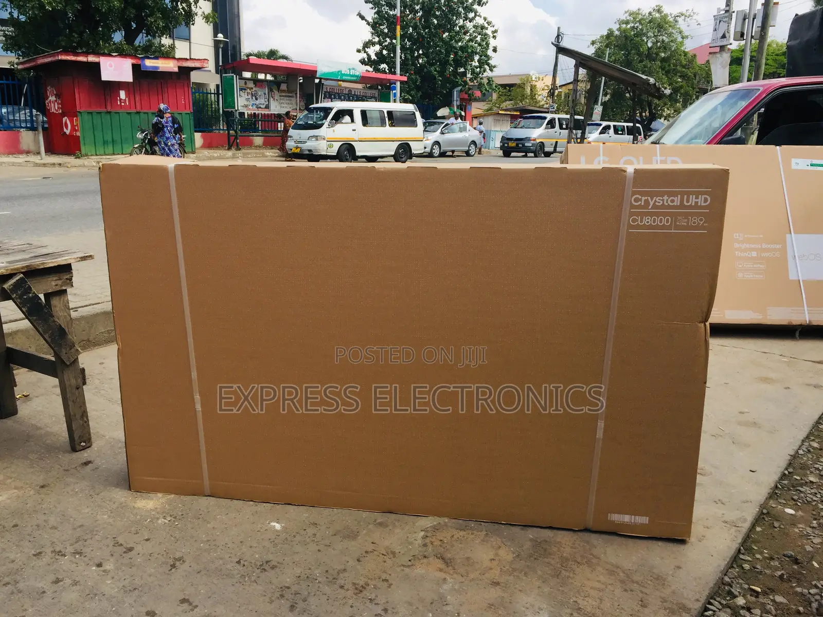 Cu8000 75”UHD Smart Gloss Samsung Tv  
