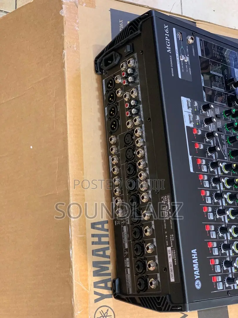 Yamaha Mgp16x Professional Compact Mixer