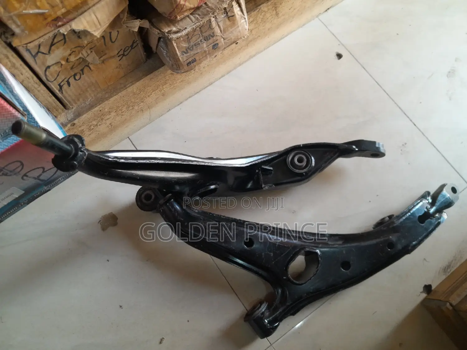 Honda CR-V 98 - 2000 Lowerarm