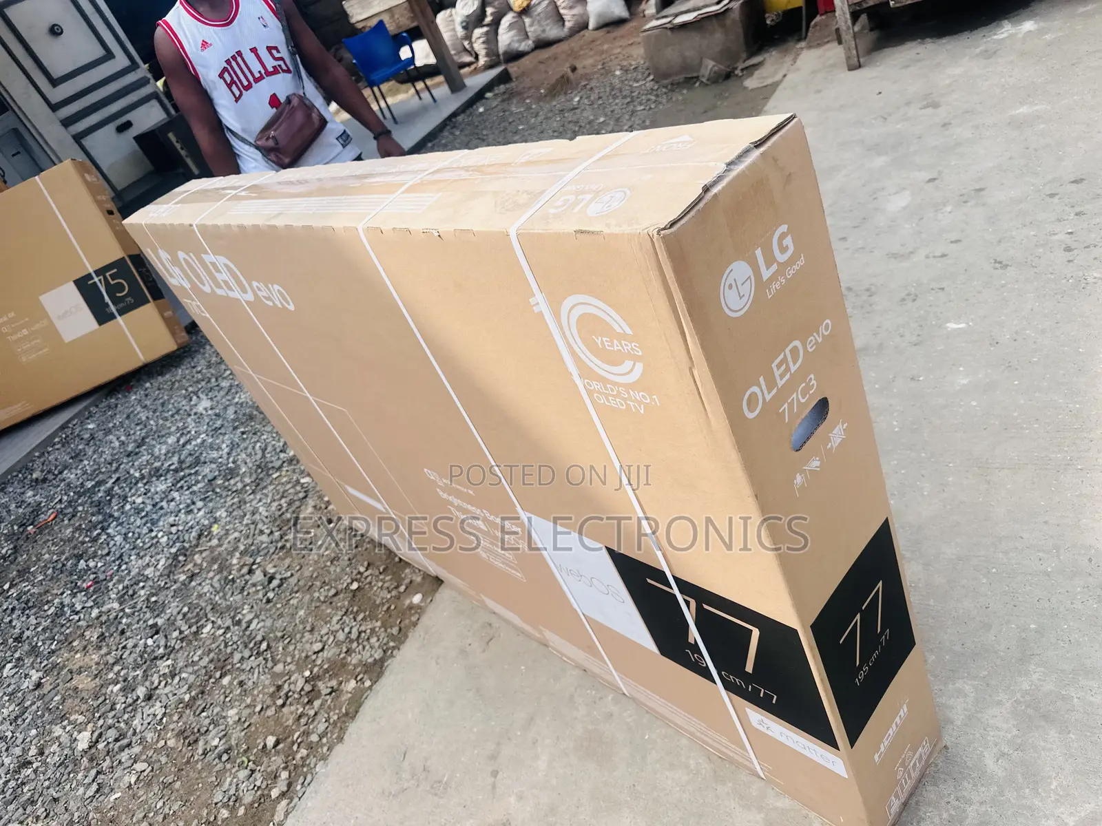 Zealous Slim OLED 77”C36