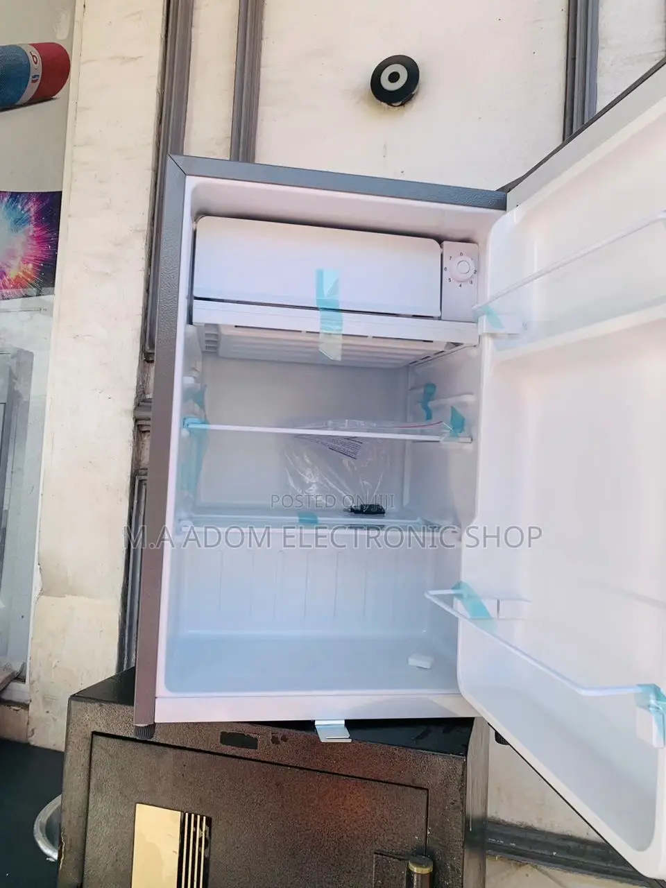 Fast Chilling Pearl Pf-091-28 72ltr 1 Door Bedside Fridge.