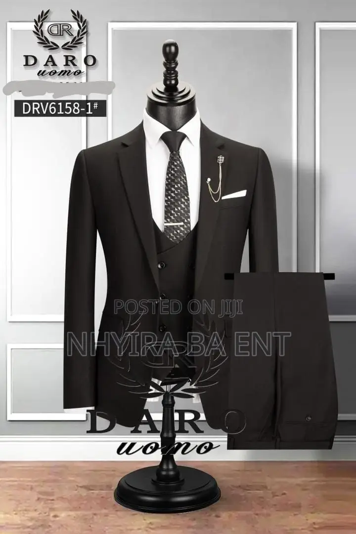 Daro Political Suit Available