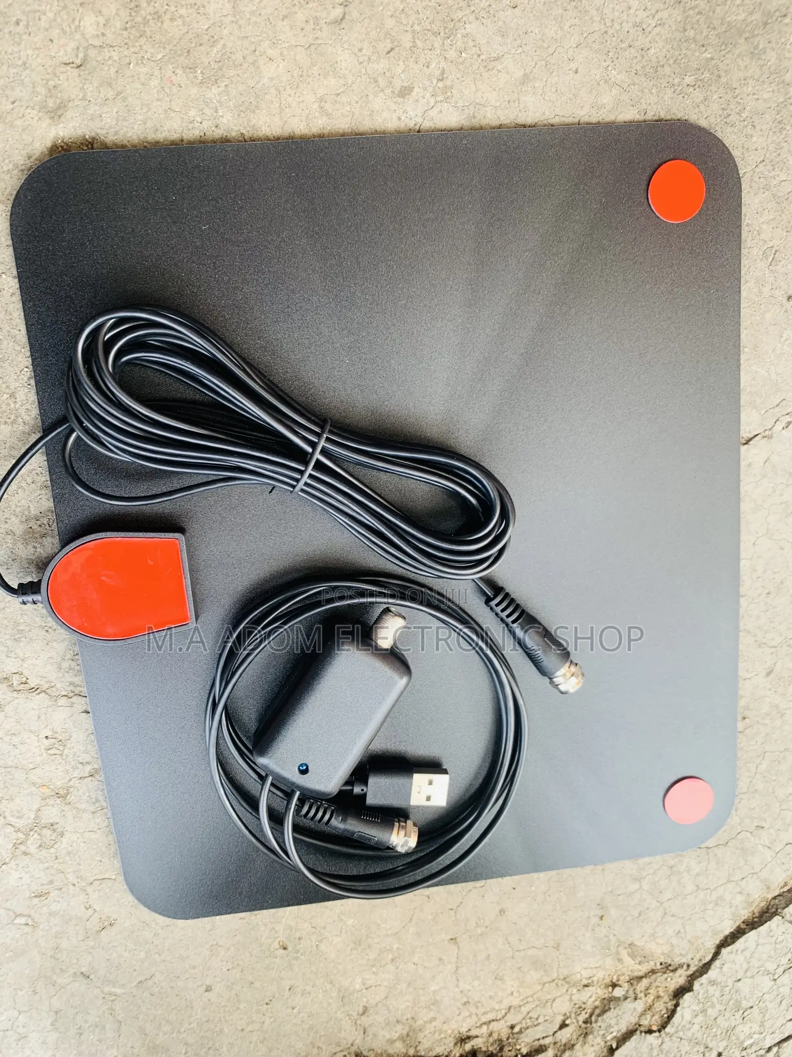 VHF/Uhf Indoor Digital Antenna With Booster