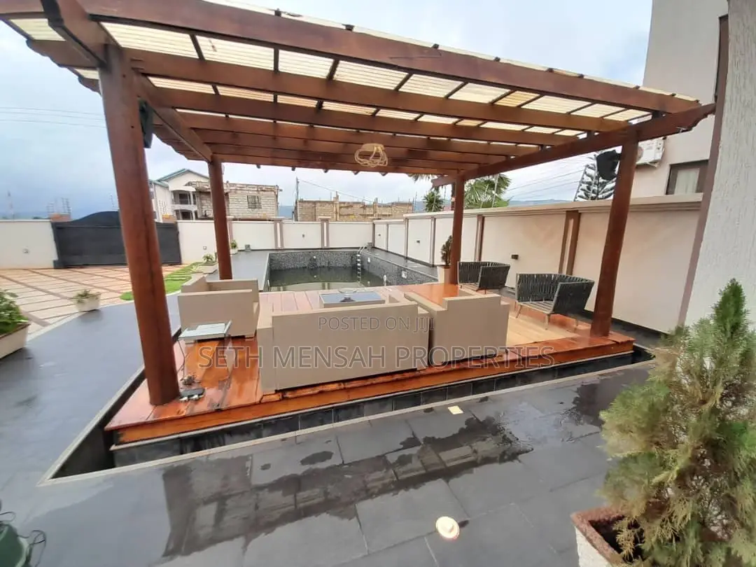 4bdrm House in Nketsia Oyarifa for sale
