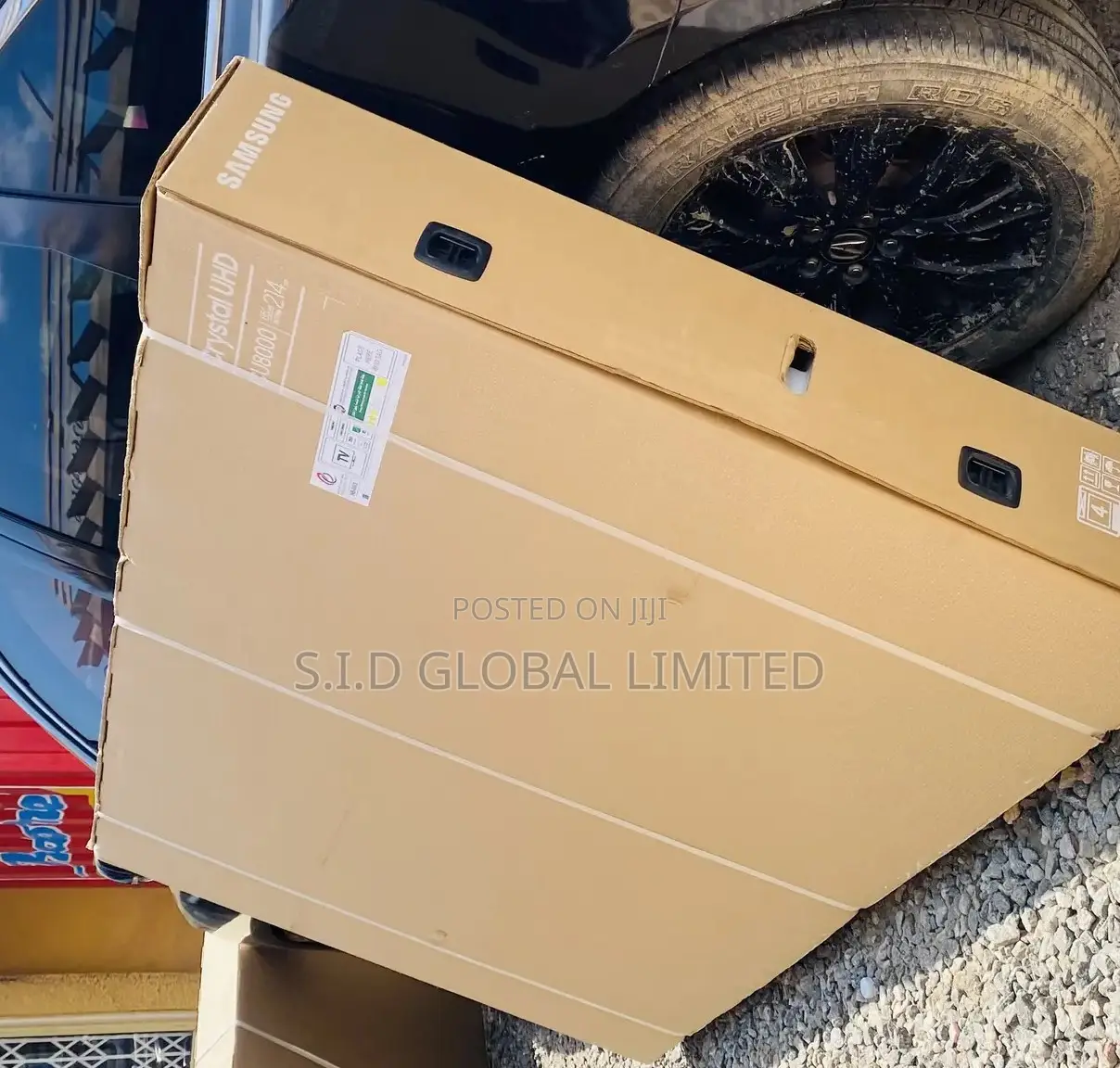 Authentic 85" Crystal UHD CU8000