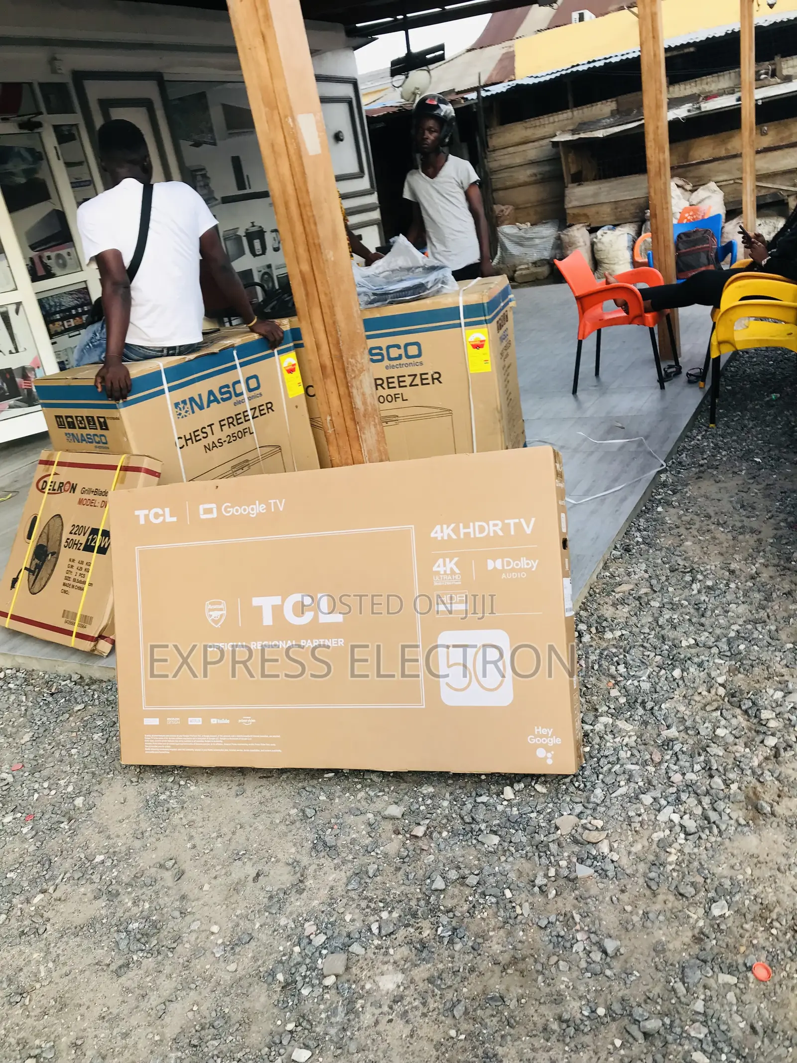 Very Awesome Slim UHD Smart TCL 50”P735 Tv 