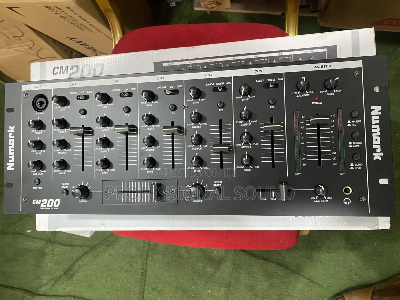 Numark DJ Mixer