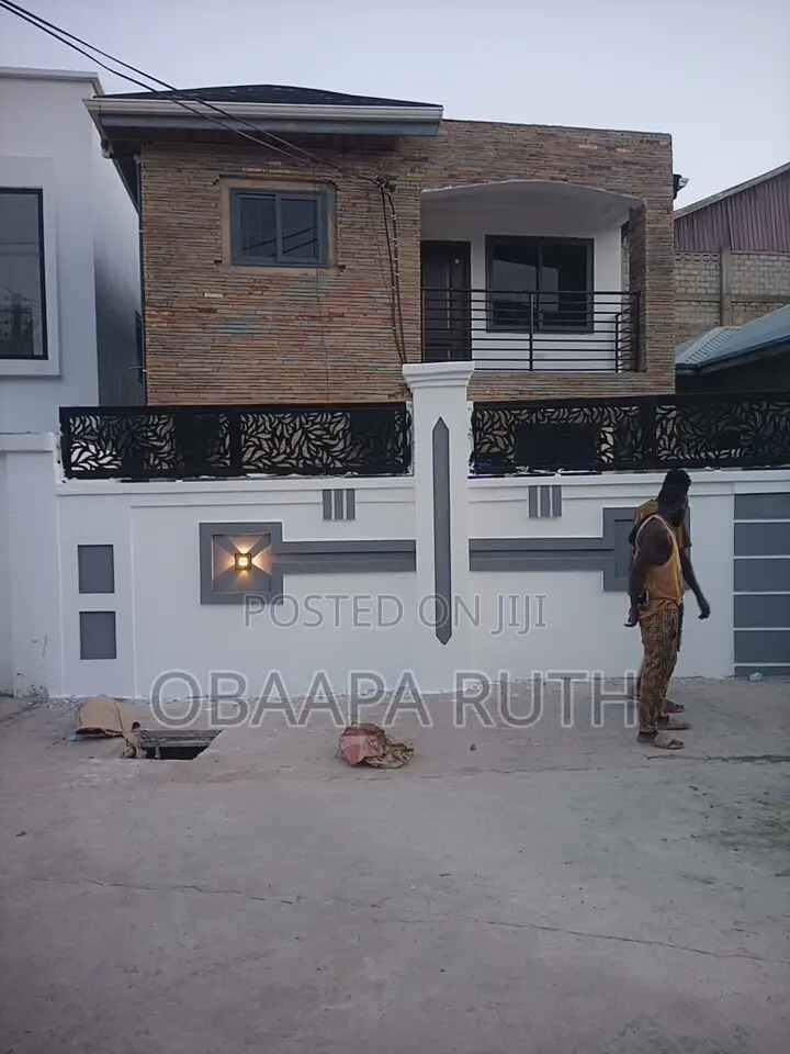 4bdrm House in Kwabenya Franco for rent