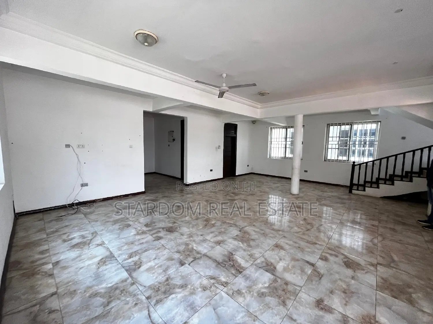 4bdrm Duplex in East Legon for rent