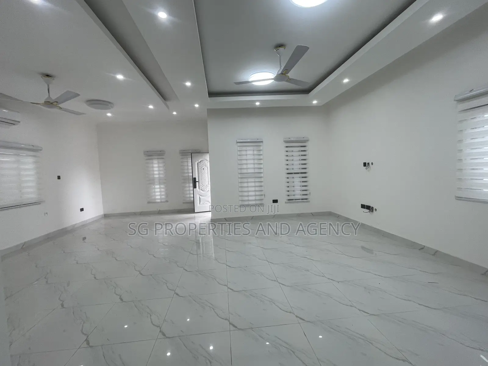 3bdrm House in Kfc, Spintex for rent