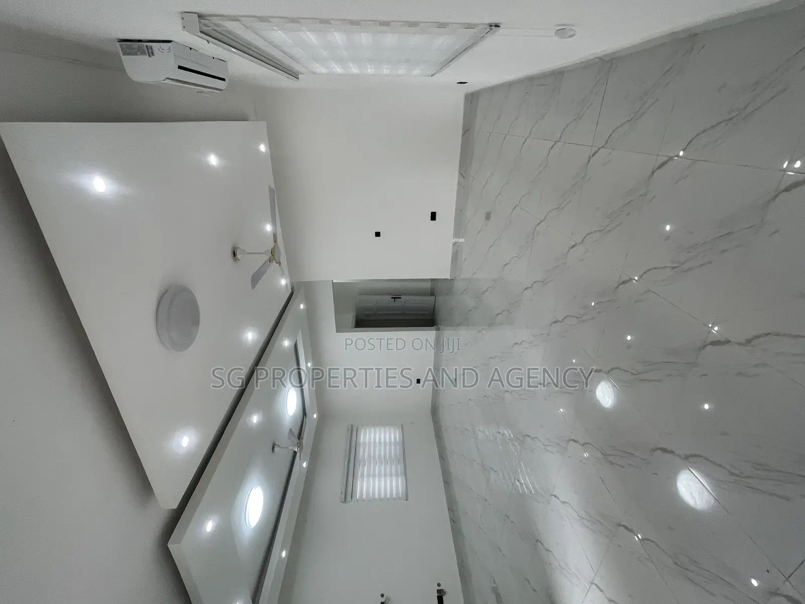 3bdrm House in Kfc, Spintex for rent