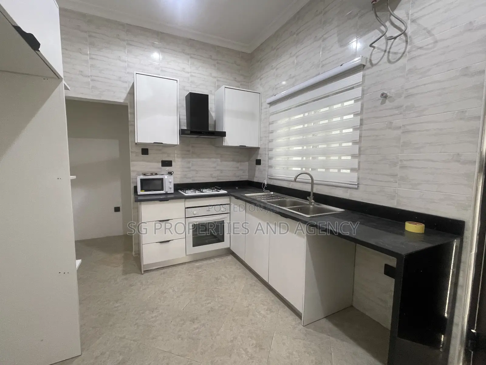 3bdrm House in Spintex for rent