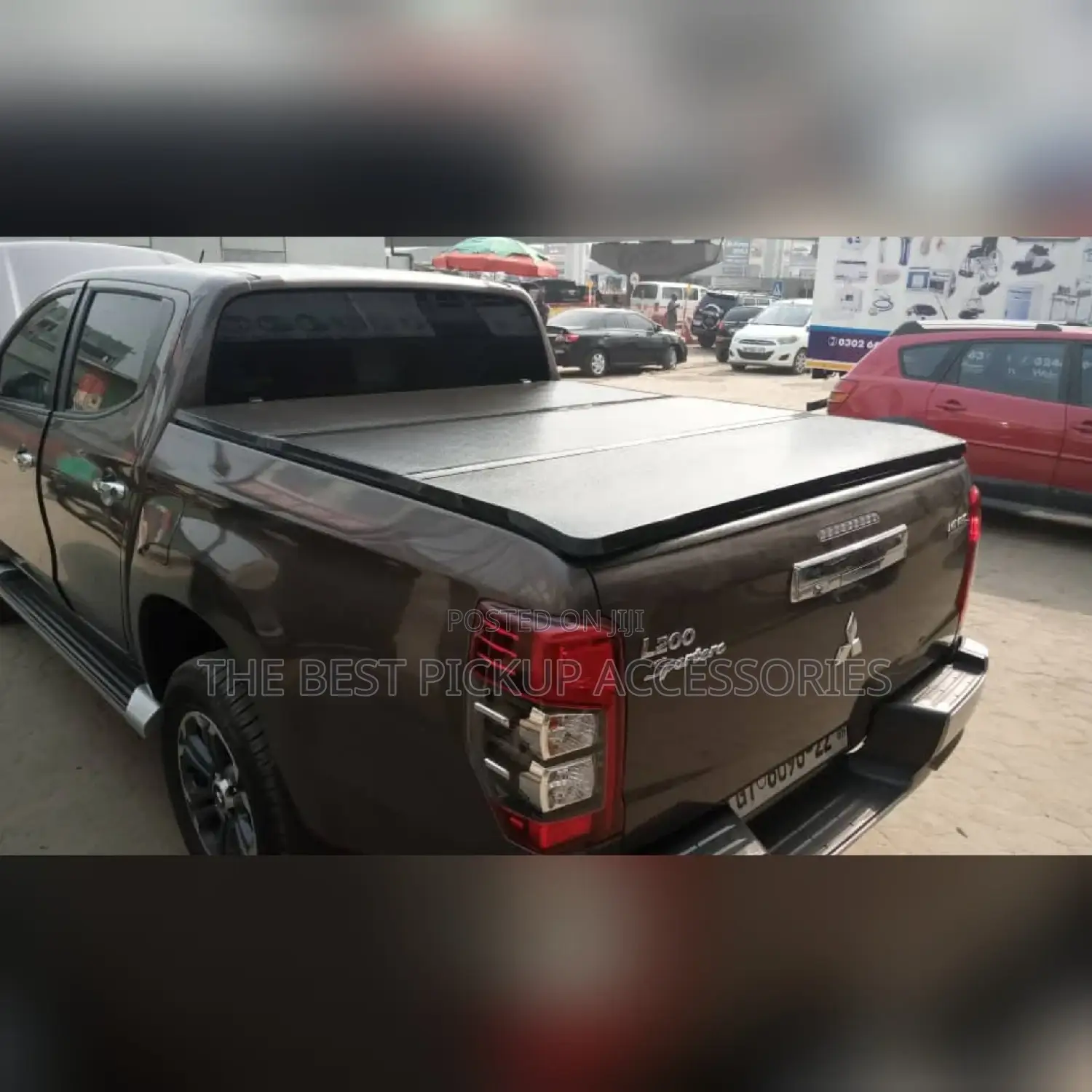 L200 Bed/Bucket Cover Tri Fold Hard Cover