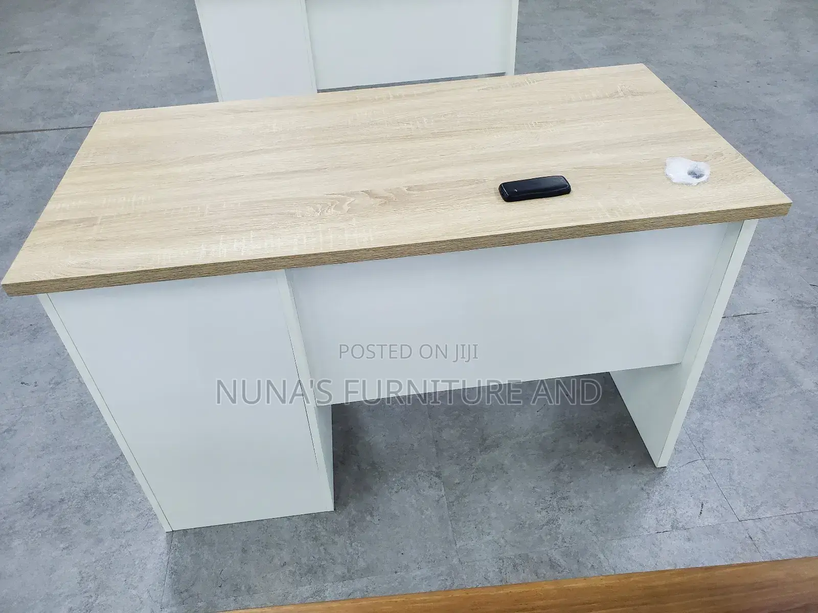 Office Table/ Desks