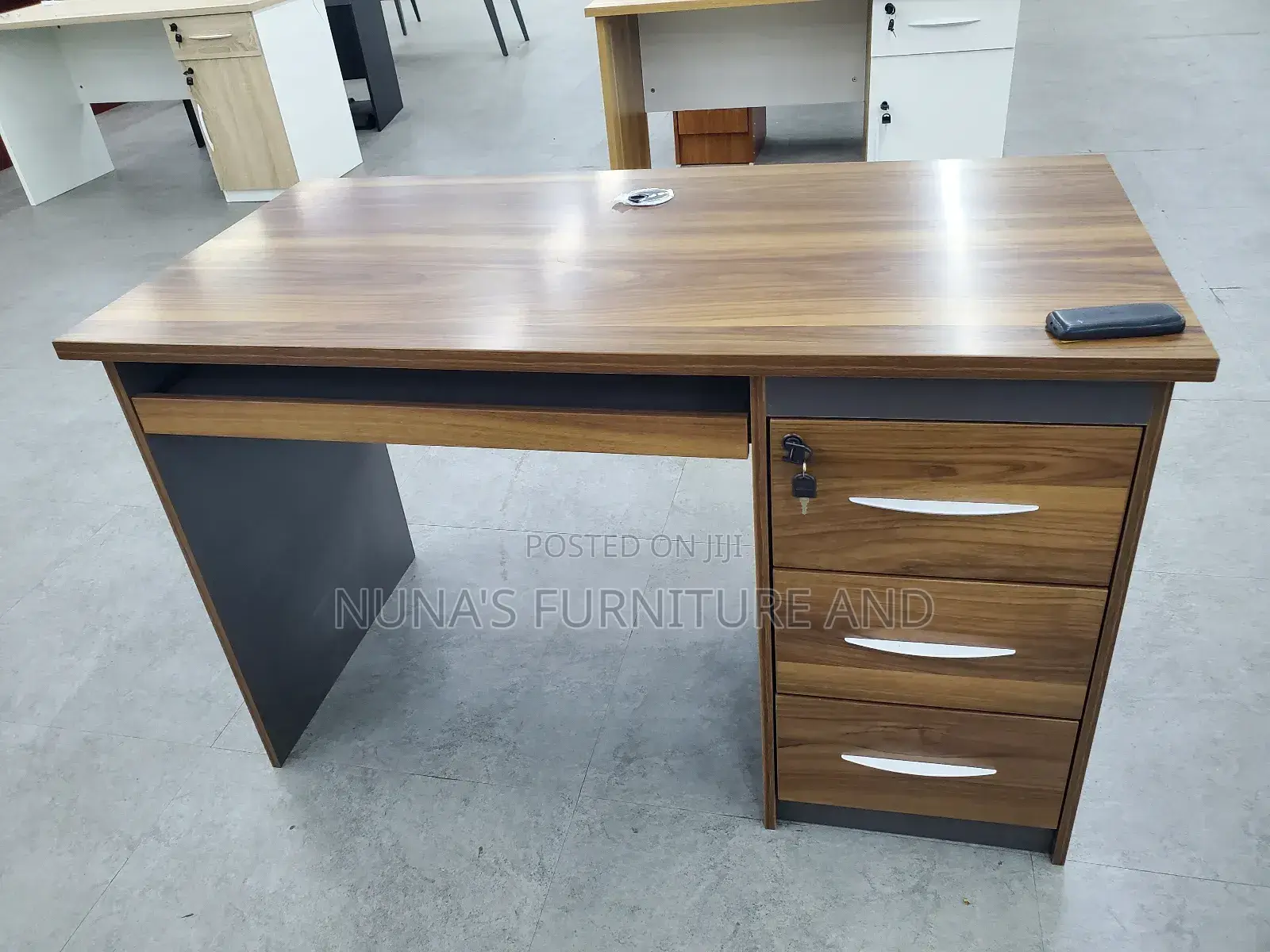 Office Table/Desks