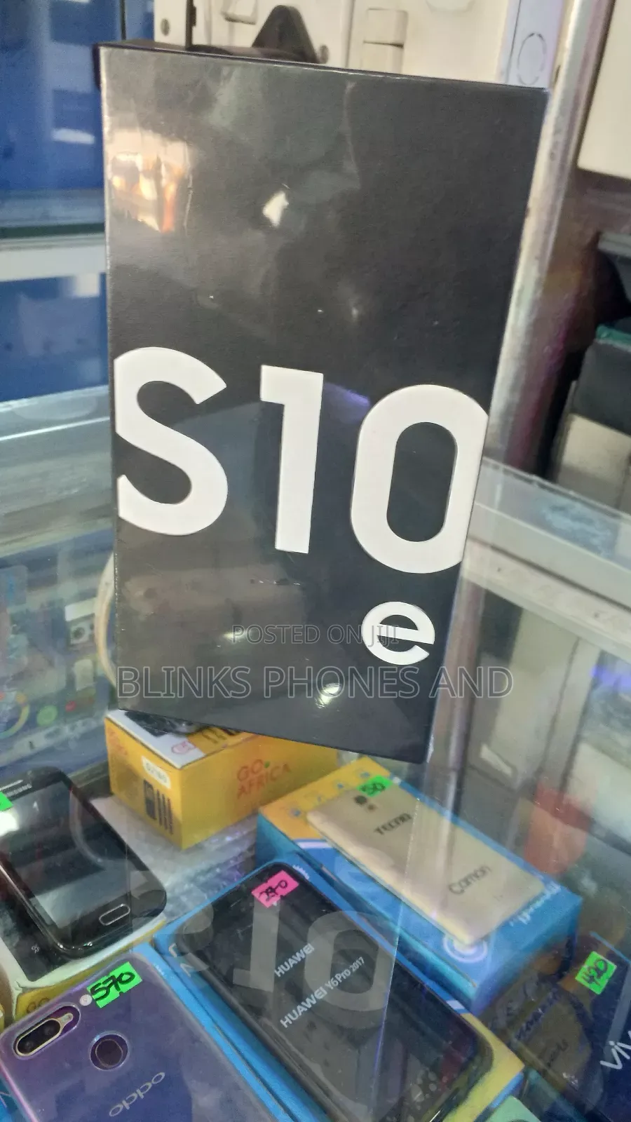 New Samsung Galaxy S10e 128 GB Black