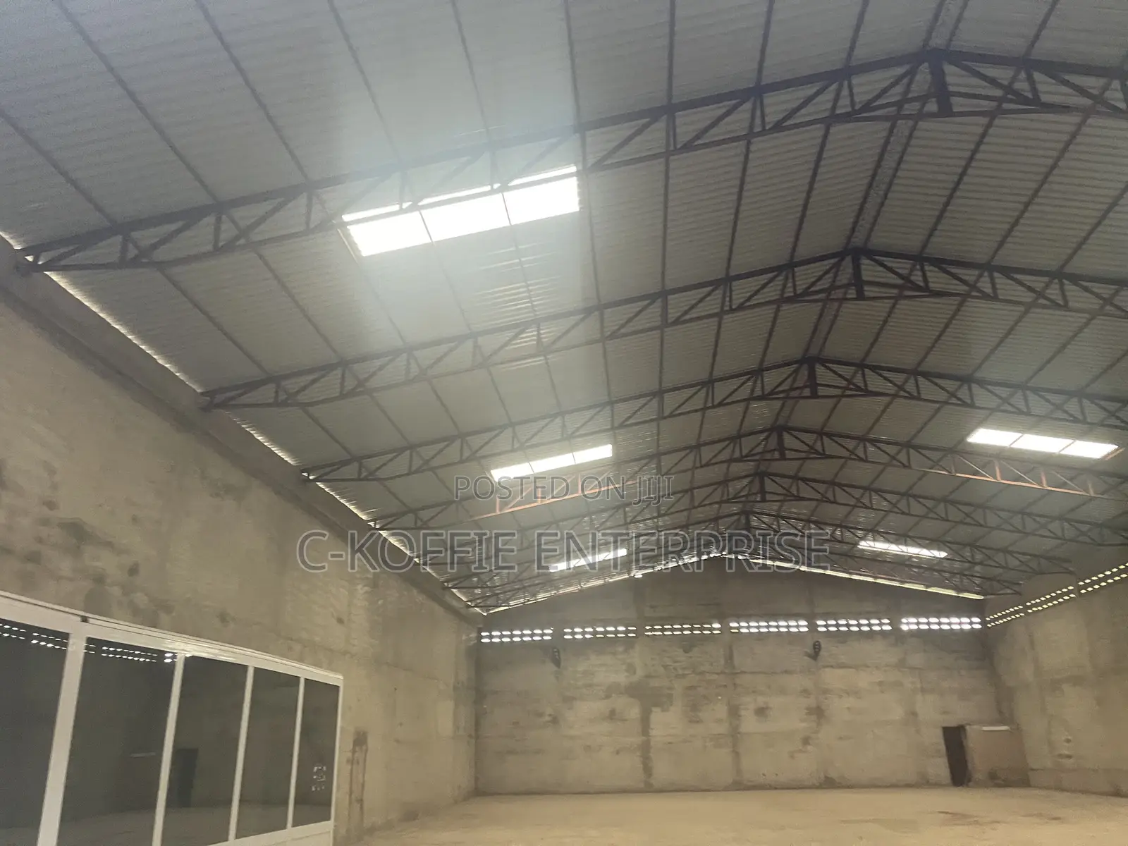 650 SQM Warehouse Spintex for Rent