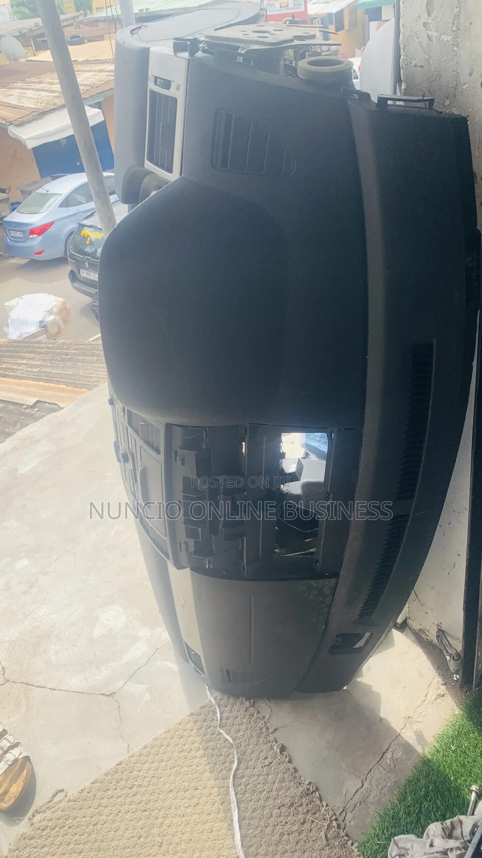 Nissan Versa 2005 Dashboard