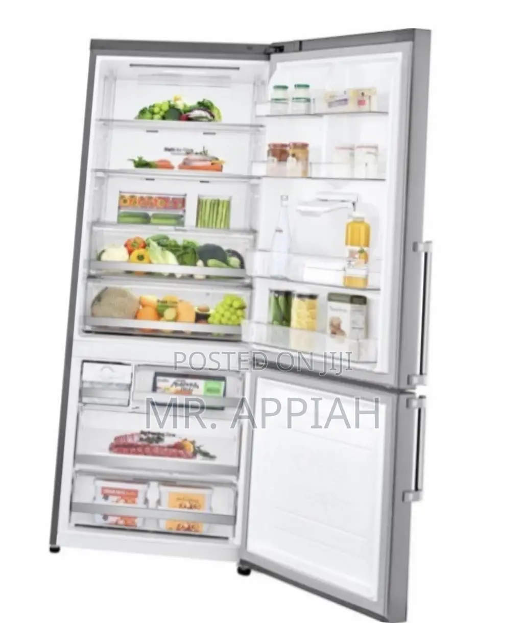 Durable LG GC-F689BLCM Side by Side Electric Refrigerator.