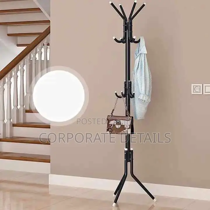 Hangers (Clothes)