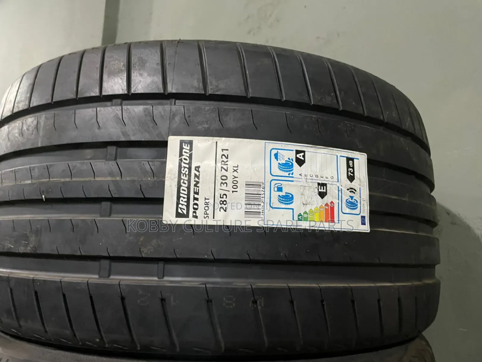 Original Bridgestone 285/30 Zr21