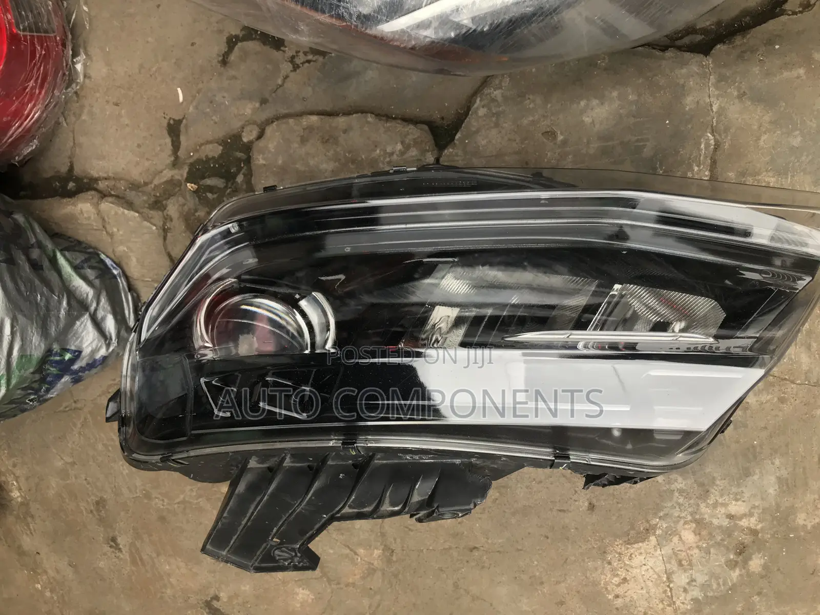 Chivrolet Camaro Headlight