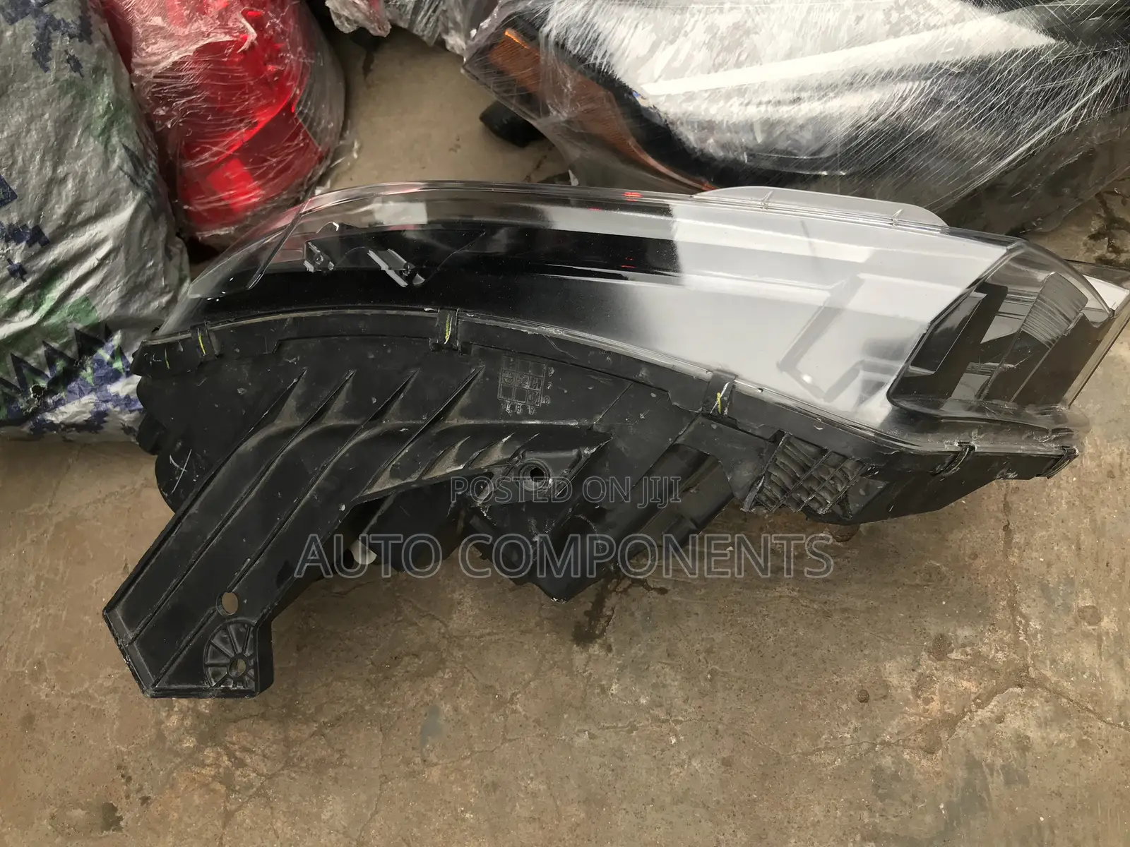 Chivrolet Camaro Headlight