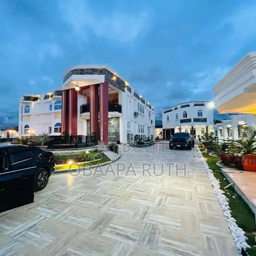 Furnished 7bdrm Mansion in Tema for sale
