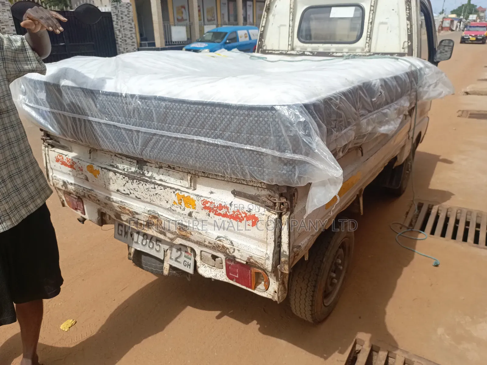 Classic 60x80 Queen's Mattress FRM Canada .Free Delivry