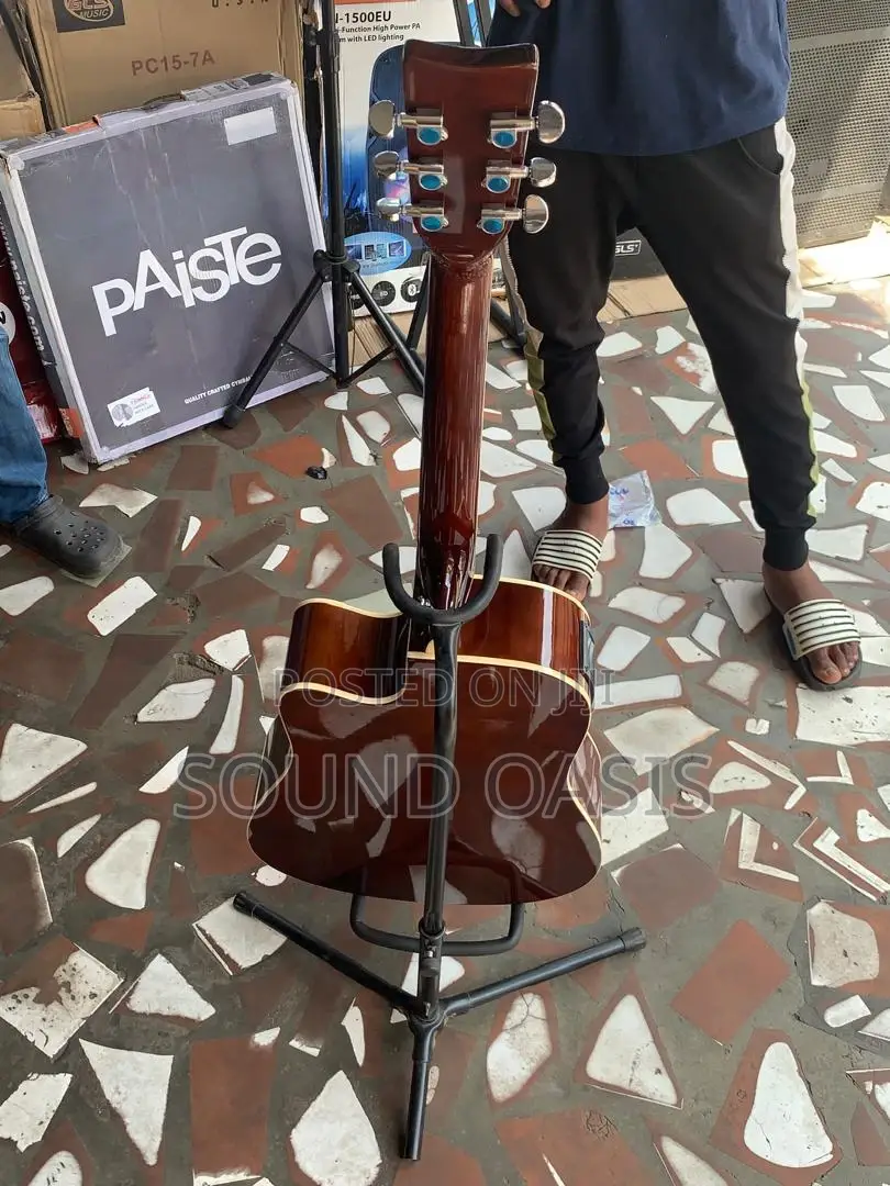 Yamaha Semi-Acoustic Guitar (Brown)