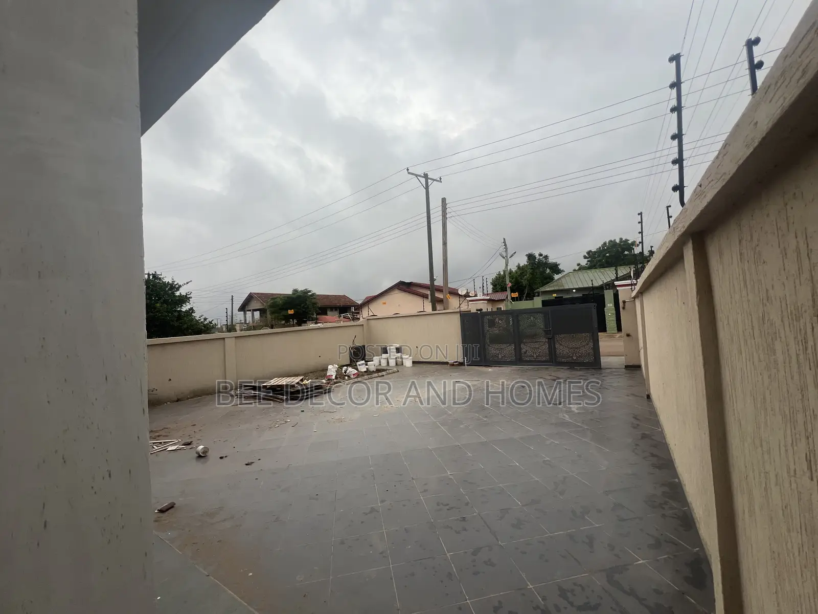 3bdrm Mansion in Bee Decor & Homes, Agbogba for sale