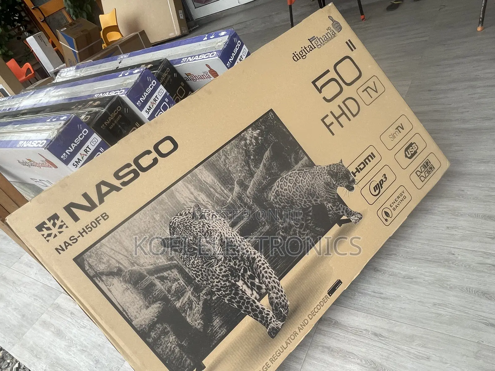 Nasco 50 Inches TV With in-Built Satellite Decoder + Kettle