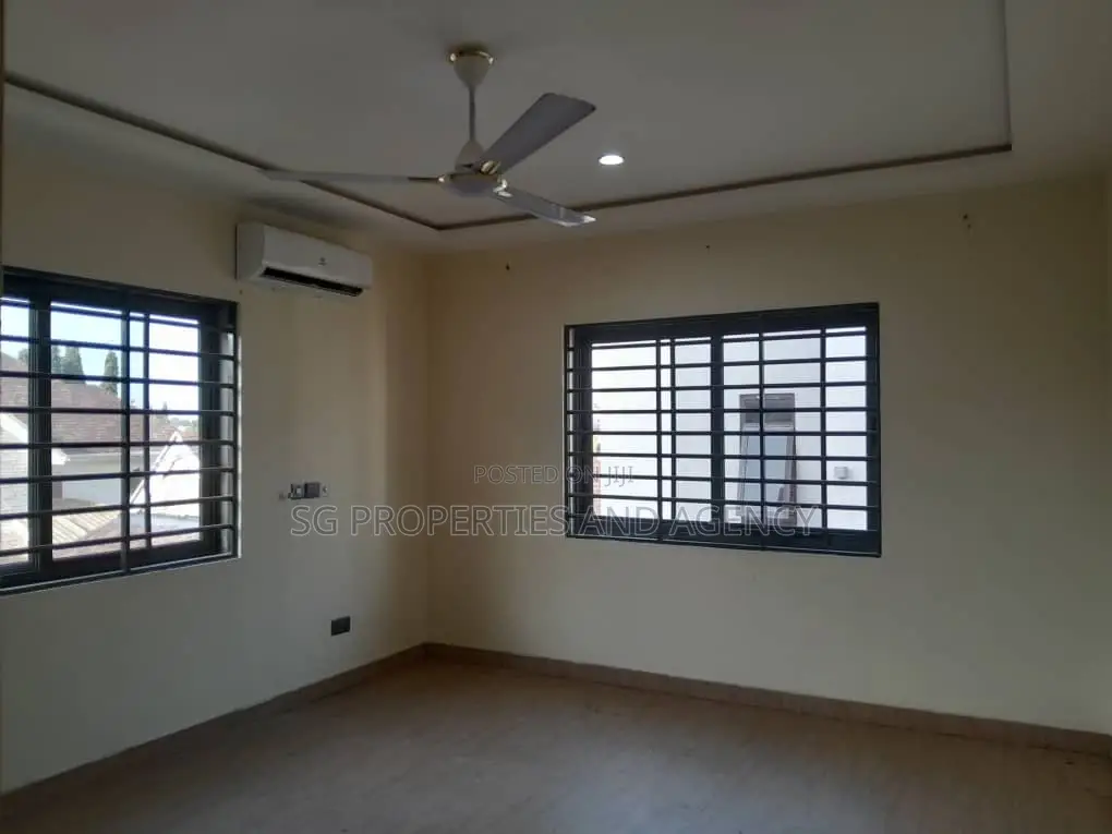 2bdrm Apartment in East Airport, Spintex for rent
