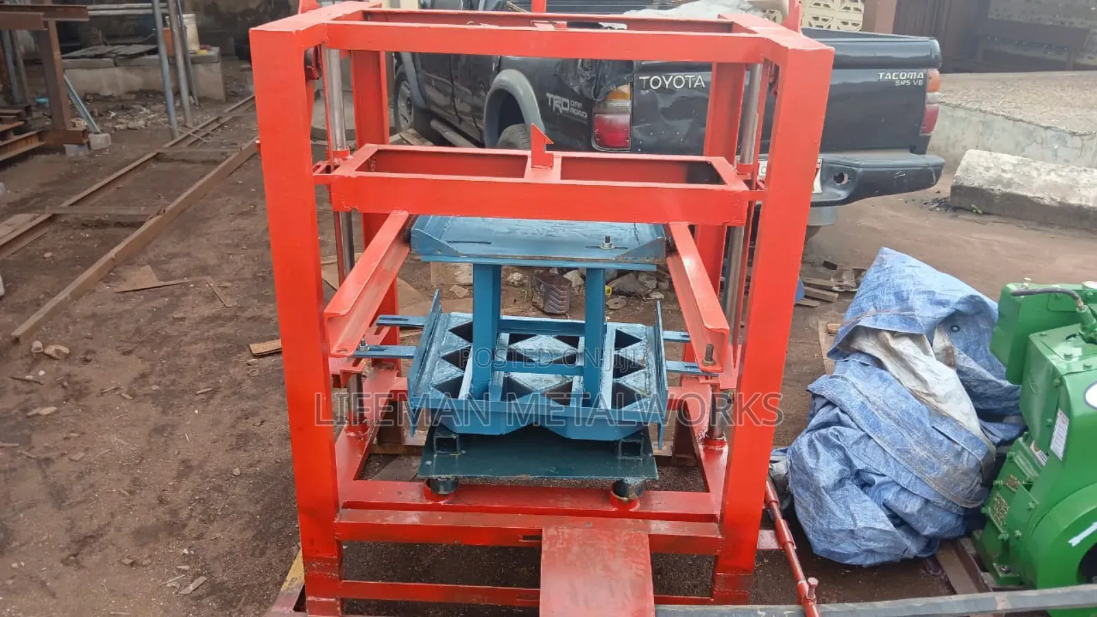 Electric Hexagon Pavement Machine