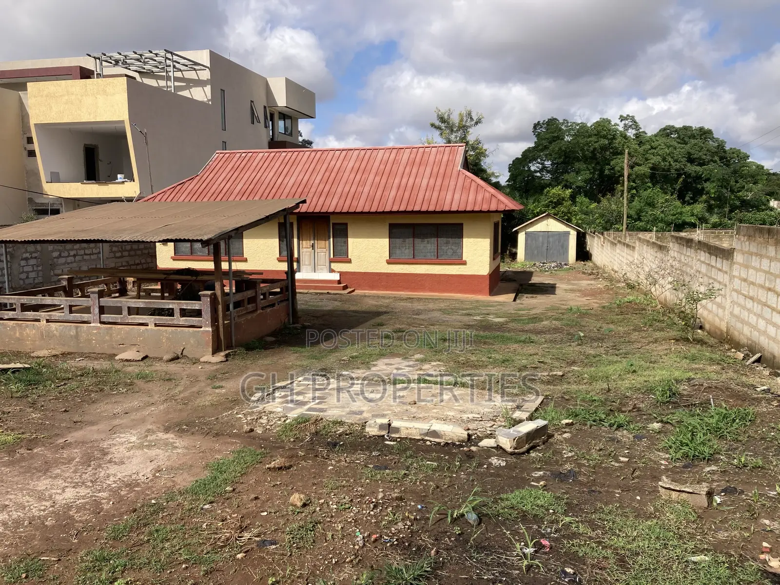 One Plot for Sale at Danyame Opposite Golden Tulip Hotel.