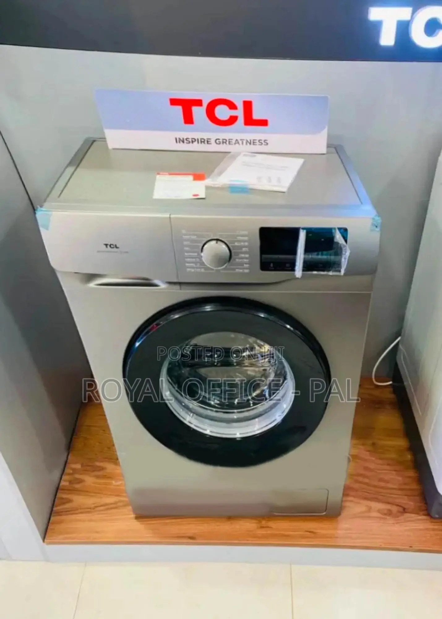 TCL Breathtaking 9KG Front Load Washing Machine