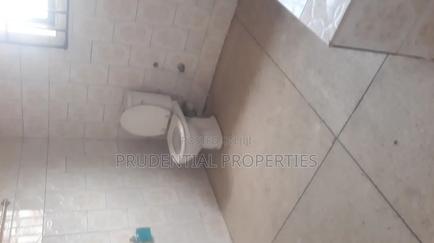 8bdrm House in West Legon for rent