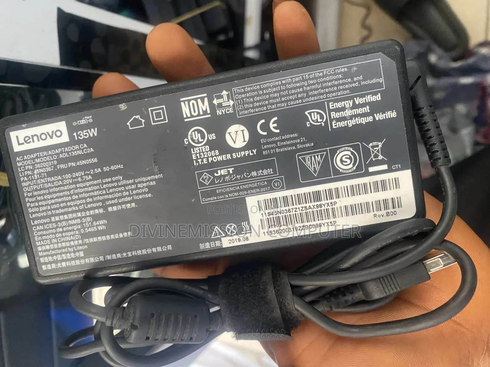 Lenovo Usb 20v-6.75a / 135w / UK USED Adapter/Charger