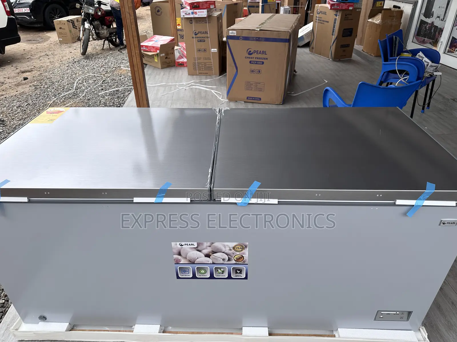 Purchase for Chest PCF-610 Double Door Freezer 