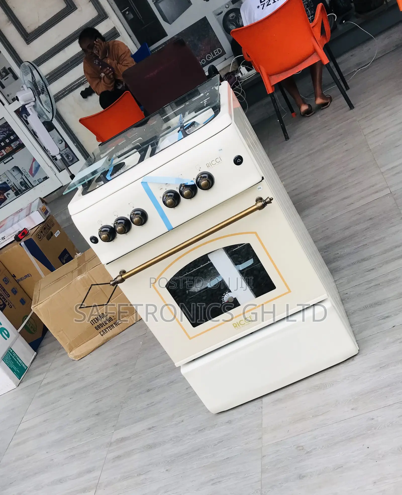 Purchase 50x50 White 4 Gas Cooker Ricci Oven With Grill 