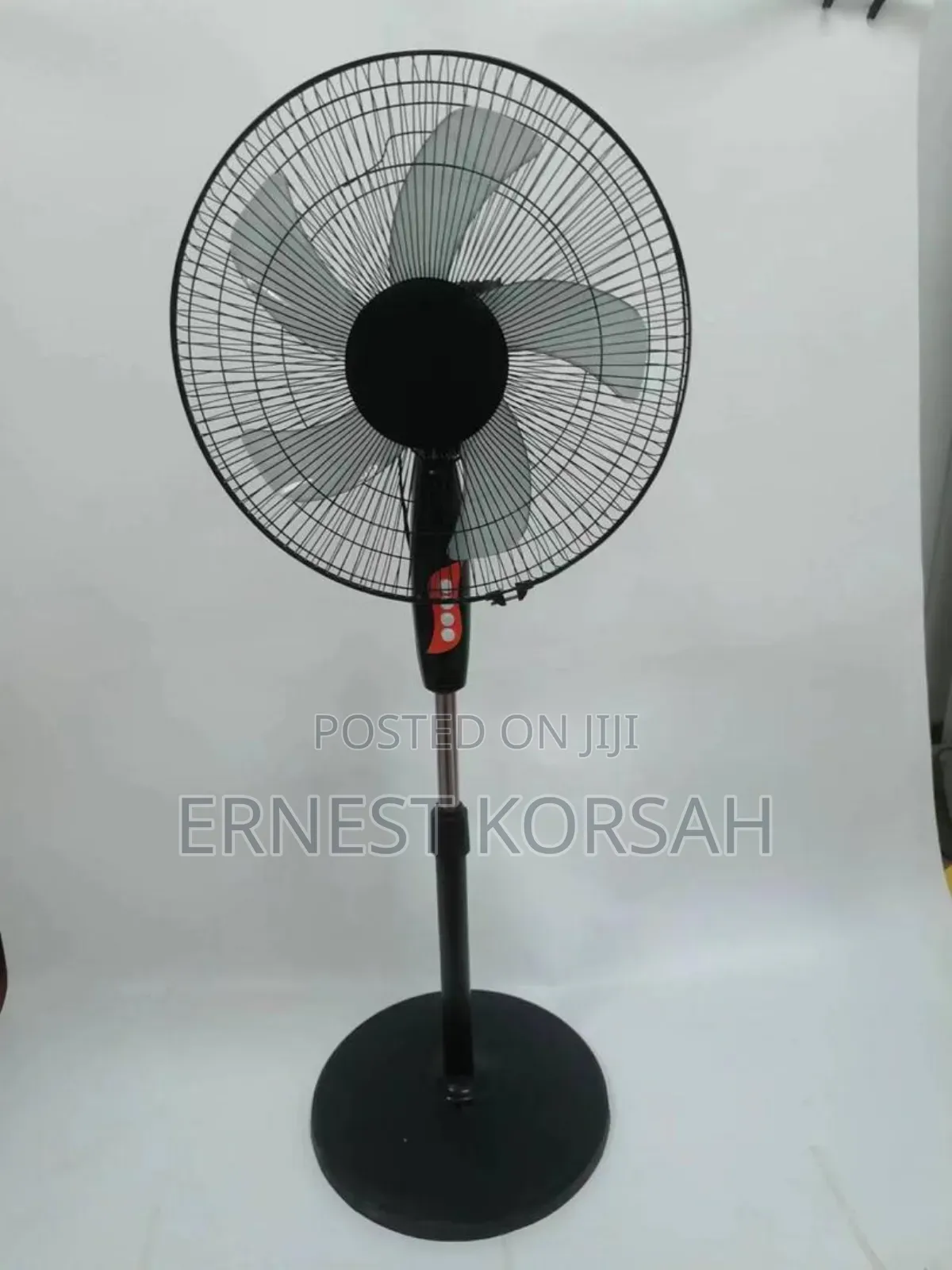 18" Standing Fan