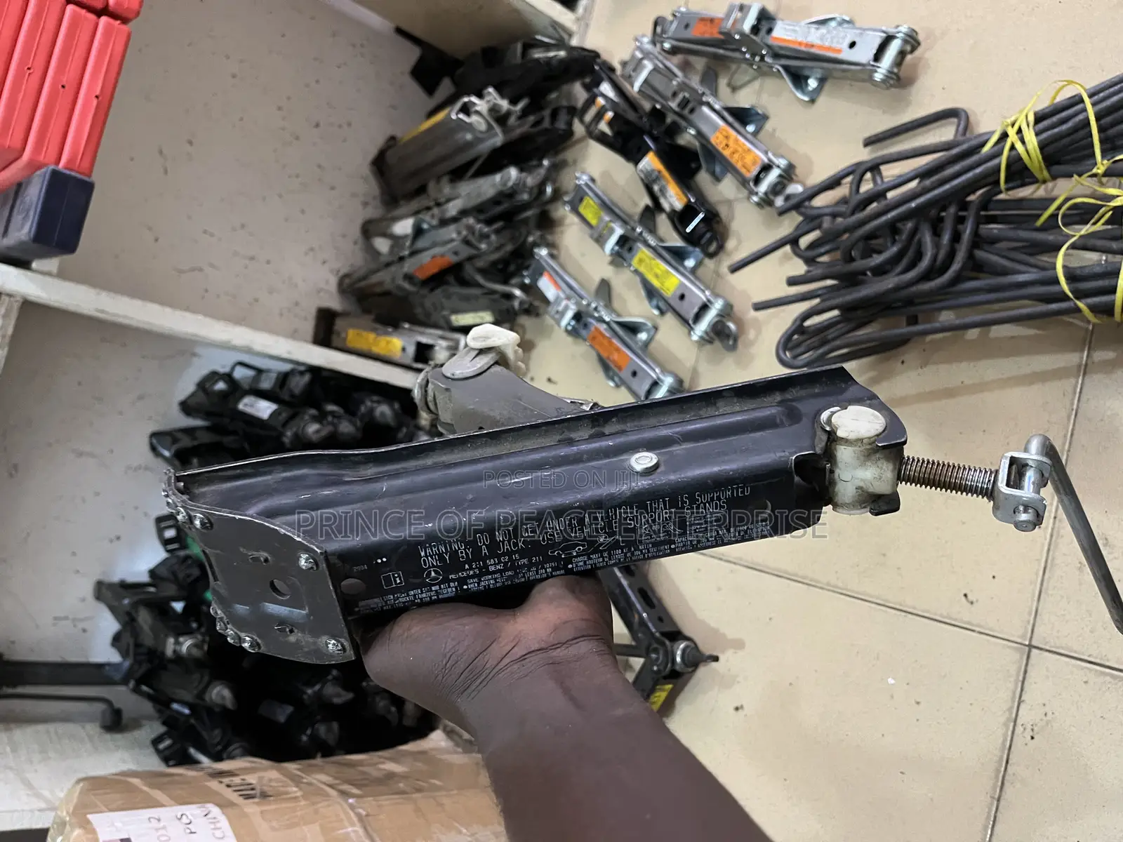 Mercedes Benz Jack