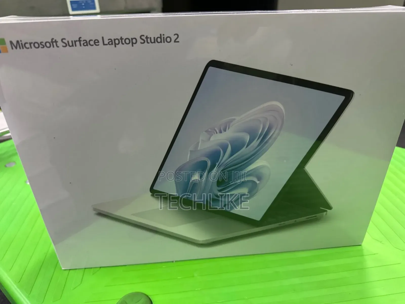 New Microsoft Surface Laptop Studio 2 16GB Intel Core i7 SSD 512GB